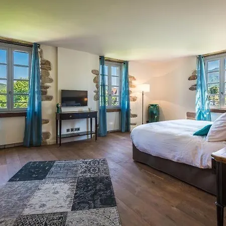 Sleeps 12 Pool Wifi *