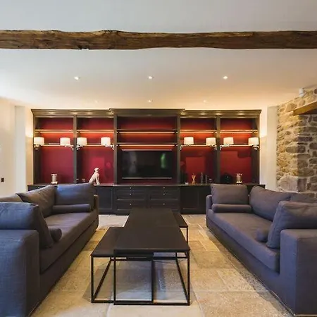 Sleeps 12 Pool Wifi Villa *