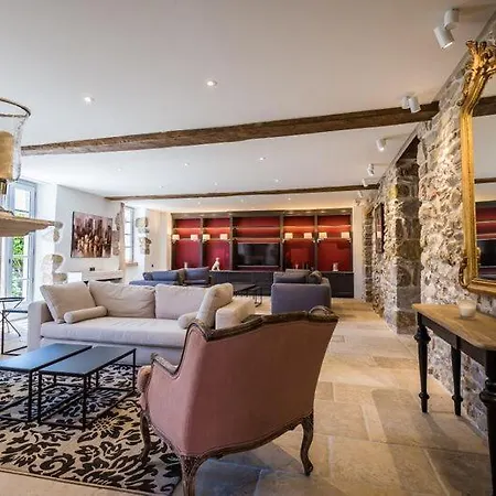 Sleeps 12 Pool Wifi