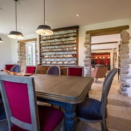 Sleeps 12 Pool Wifi Villa *